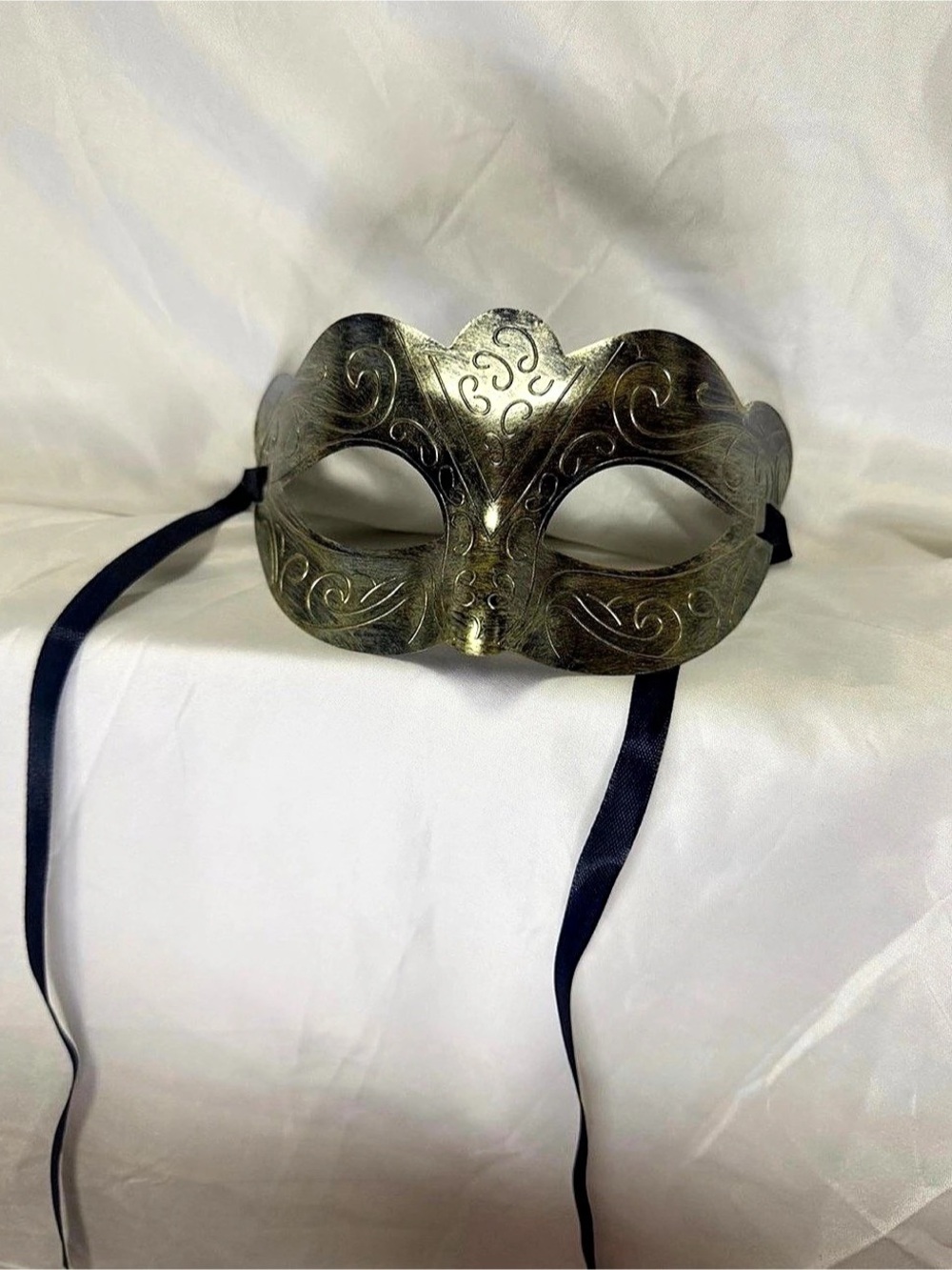Ornate Gold Masquerade Mask